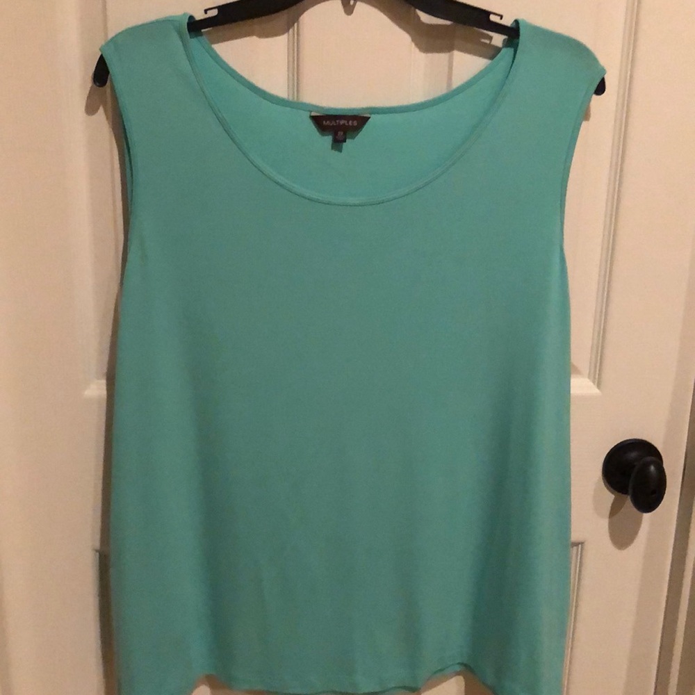 Multiples ladies green sleeveless tee 2x NWT